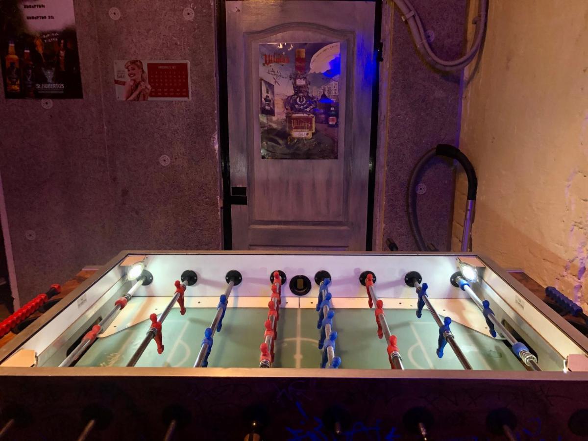 Whole Basement Former Pub2 For Stag Do, Men'S Cave Budapest Luaran gambar